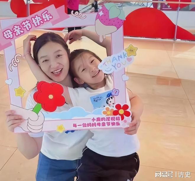 沉默为谢妈发声说出实情网友坐不住了凯发首页登录回应了！谢浩男妹妹不再(图4)